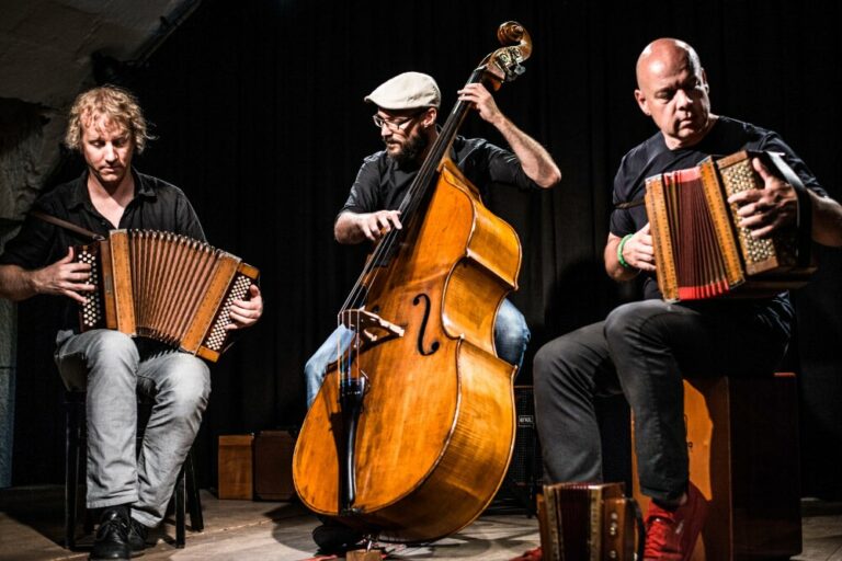 Wohnbaugenossenschaft Sonnhalde Worb, Pflazplätz Konzert
